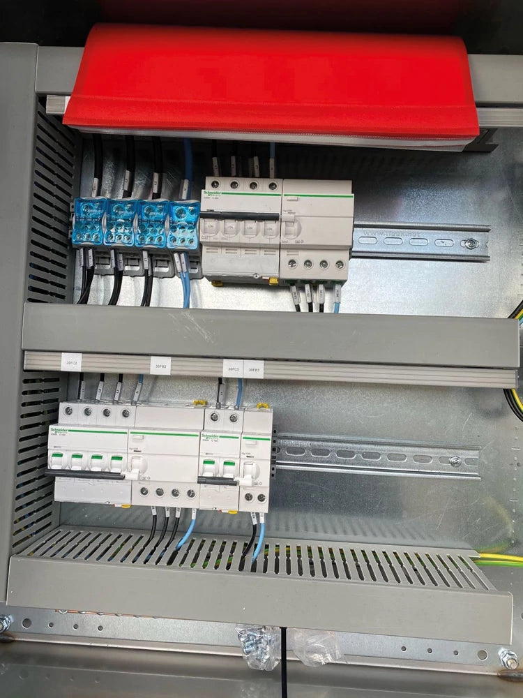 NVent ERIFLEX Distribution Terminal Block - 569010