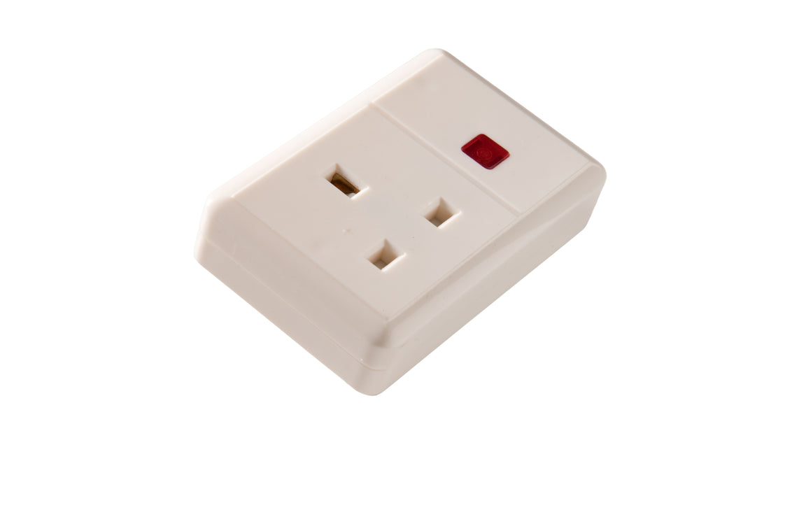 Martin Kaiser UK Enchufe de Acoplamiento 13Amp Luz de Control de Tierra Blanco - 860/ws [10 Piezas]