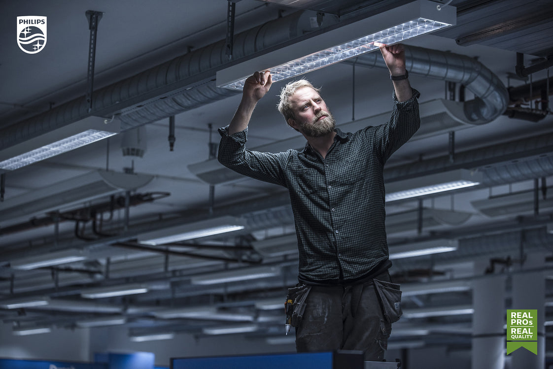 Philips CorePro Led T8 Tubo 8W 600mm 6500K Luz Del Día - 8719514459793