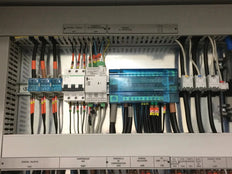 NVent ERIFLEX Unidad empotrada con terminales de distribución - 569020