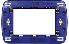 Marco de montaje de 3 módulos Bticino Living Light - BTLN4703 [2 piezas]