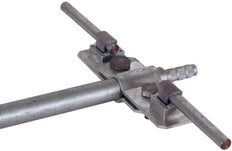 Soporte de conexión de doble cara para picas de tierra de 20 mm - 620012