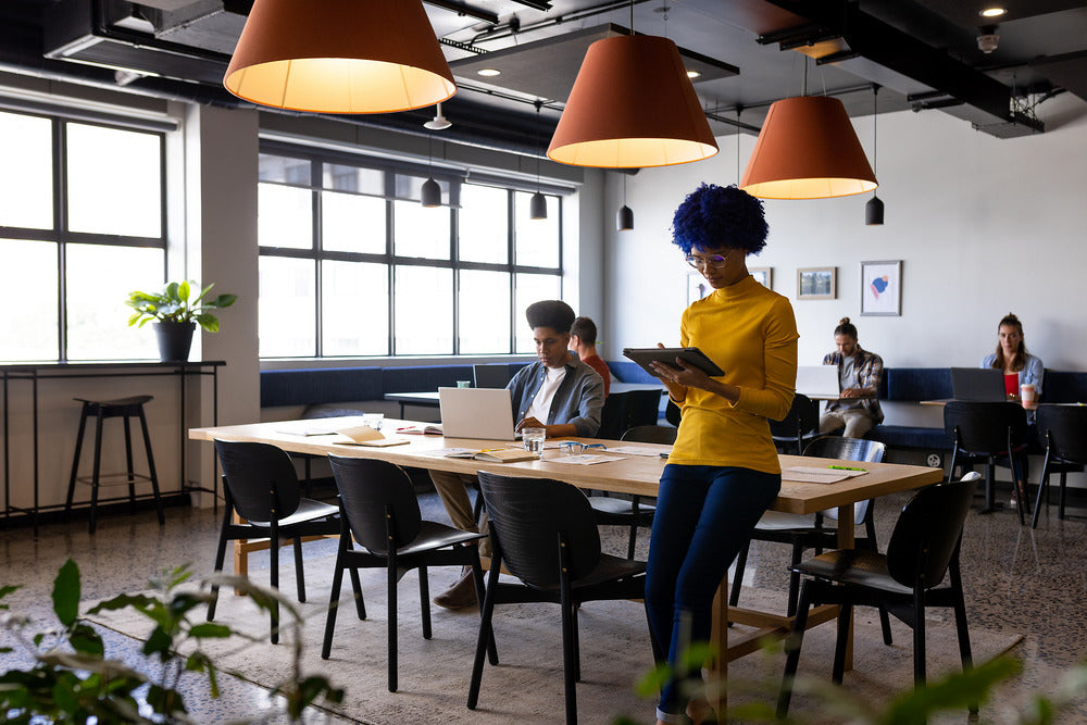 Philips Master Ultra Eficiente Bombilla Led E27 2.3-40W 830 - 8720169254046